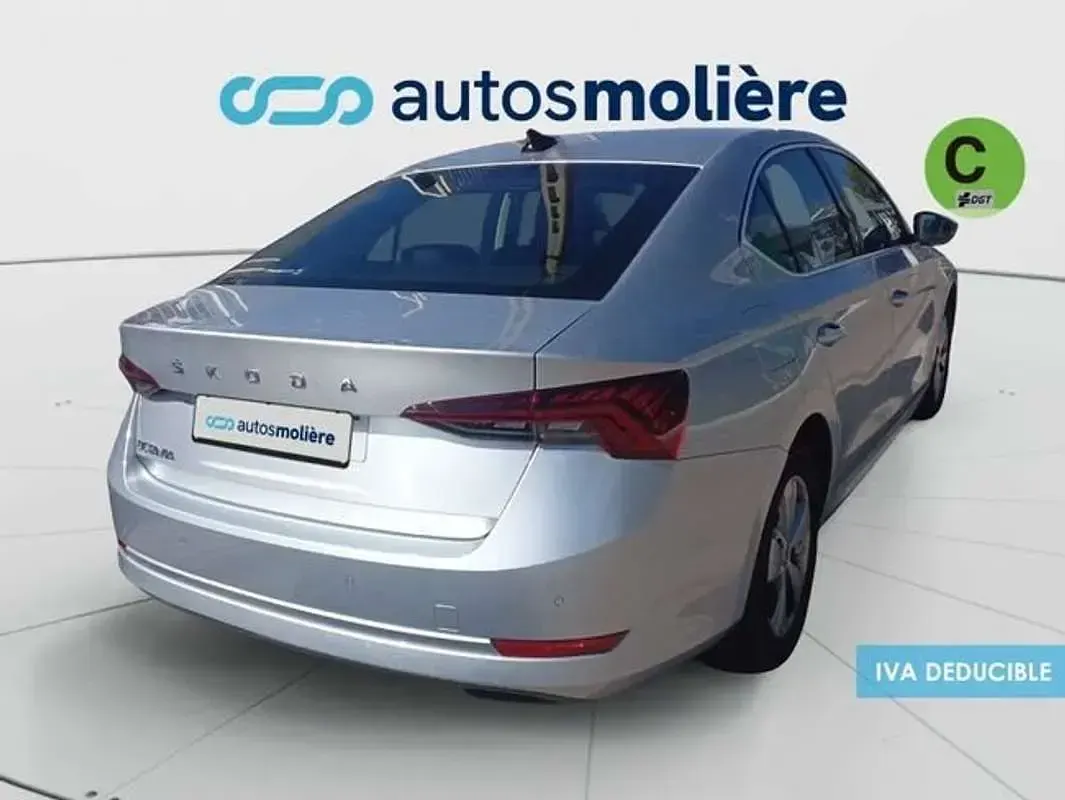 Begagnad Skoda Octavia Ambition 150 HK (110 kW) 2022 Grå Halvkombi