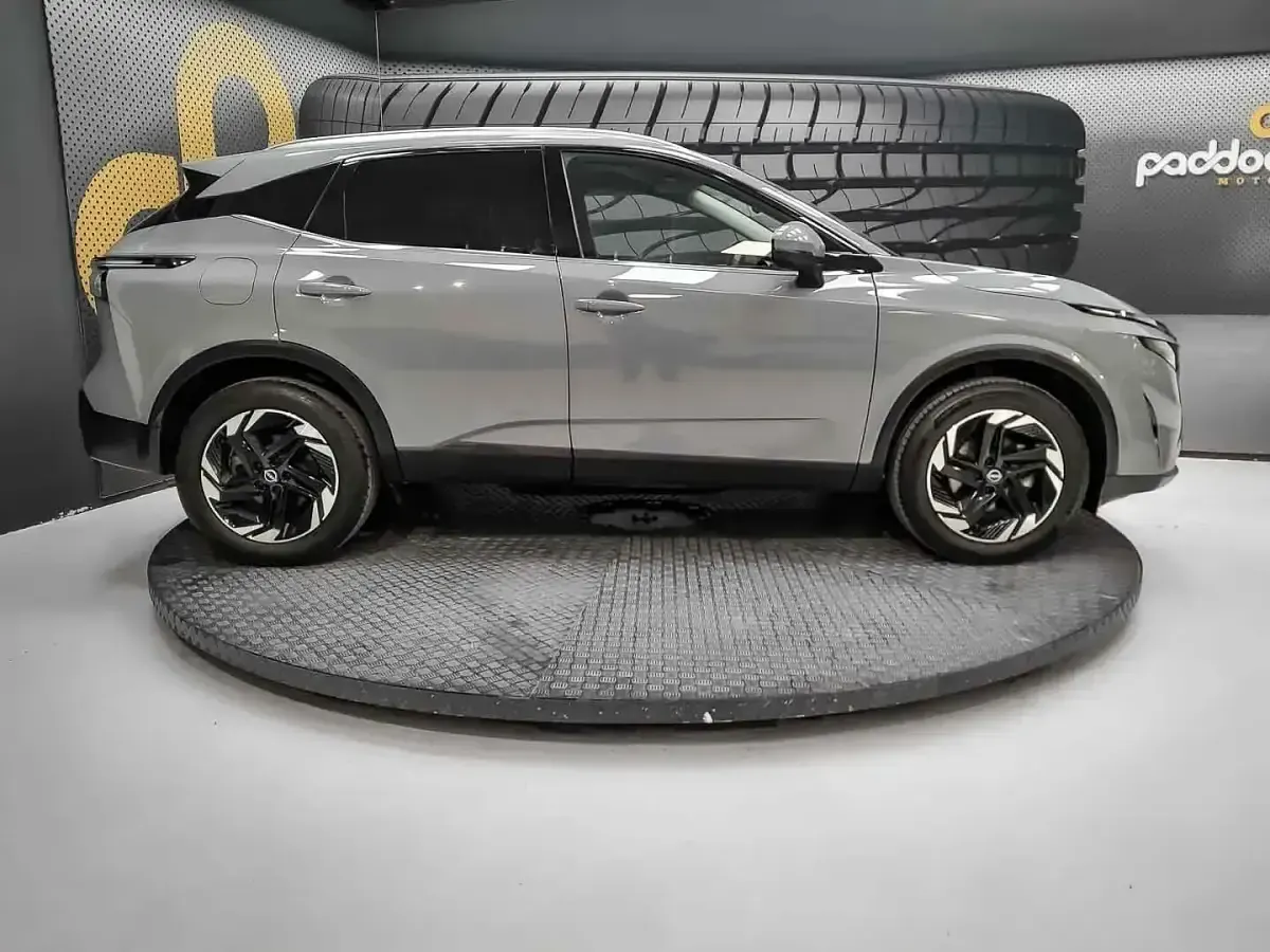 Usado Nissan Qashqai N-Connecta 158 CV (116 kW) 2025 Gris SUV