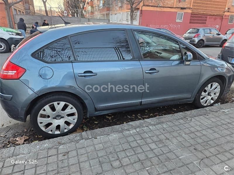 Usado Citroën C4 VTR Sport 110 CV (80 kW) 2006 Gris / plata Berlina