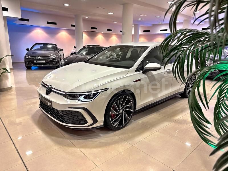 Blanco Usado 2024 VW Golf GTI Berlina | 35.940 € (Un poco caro) - Imagen 1/4