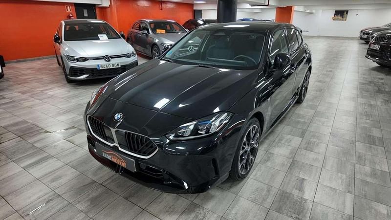Usado BMW 120 M Sport 190 CV (139 kW) 2024 Negro Utilitario