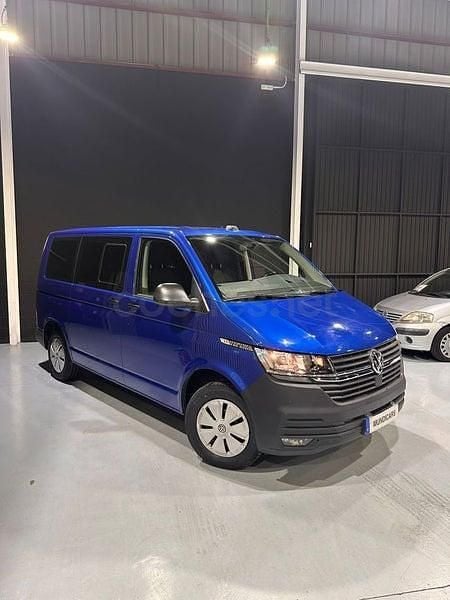 Usado VW Caravelle 110 CV (80 kW) 2021 Azul Monovolumen