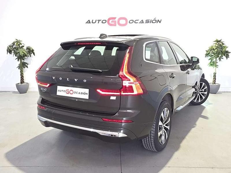 Używany Volvo XC60 Inscription 351 KM (258 kW) 2021 Zielony SUV