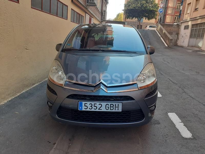 Usado Citroën C4 Picasso Exclusive 110 CV (80 kW) 2008 Violeta / lila Monovolumen