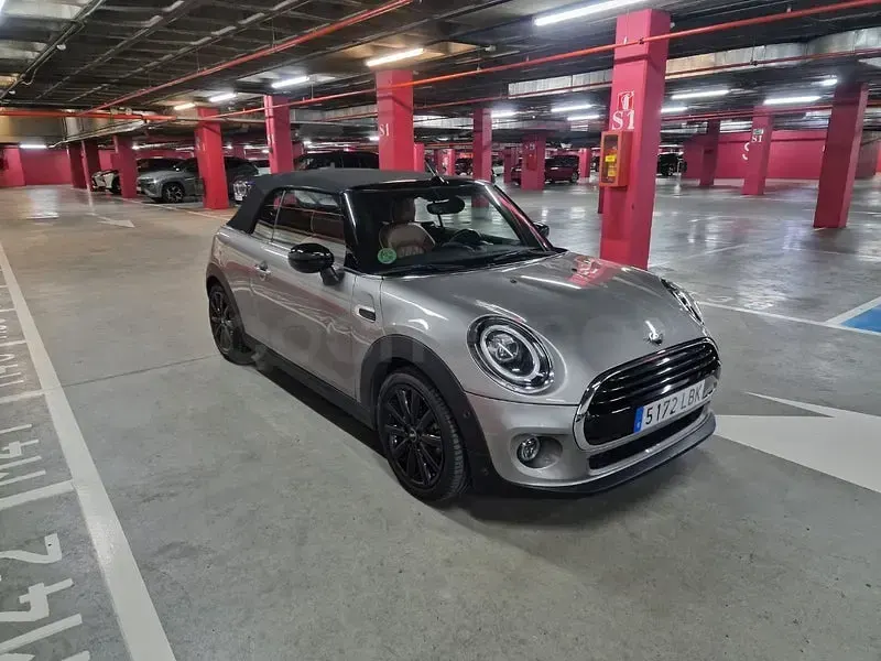 Usado Mini Cooper Cabriolet 136 CV (100 kW) 2021 Gris / plata Descapotable