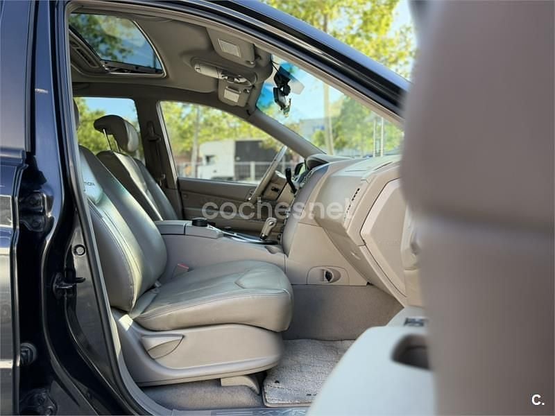 Usado Ssangyong (KGM) Kyron Limited 141 CV (103 kW) 2007 Naranja SUV