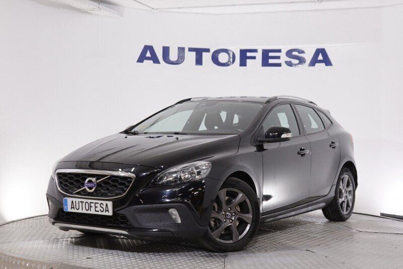 Negro metalizado Usado 2014 Volvo V40 CC Familiar | 12.350 € (Precio justo) - Imagen 1/4