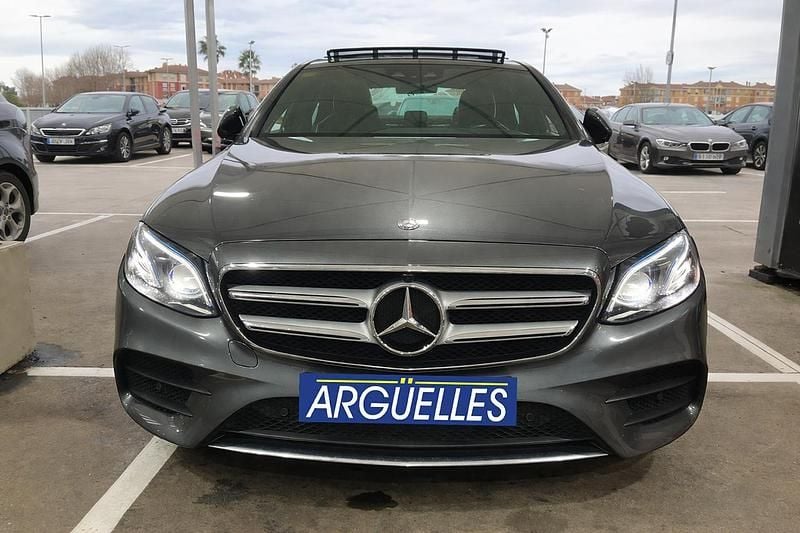 Usado Mercedes E350 AMG line 258 CV (189 kW) 2016 Gris Berlina