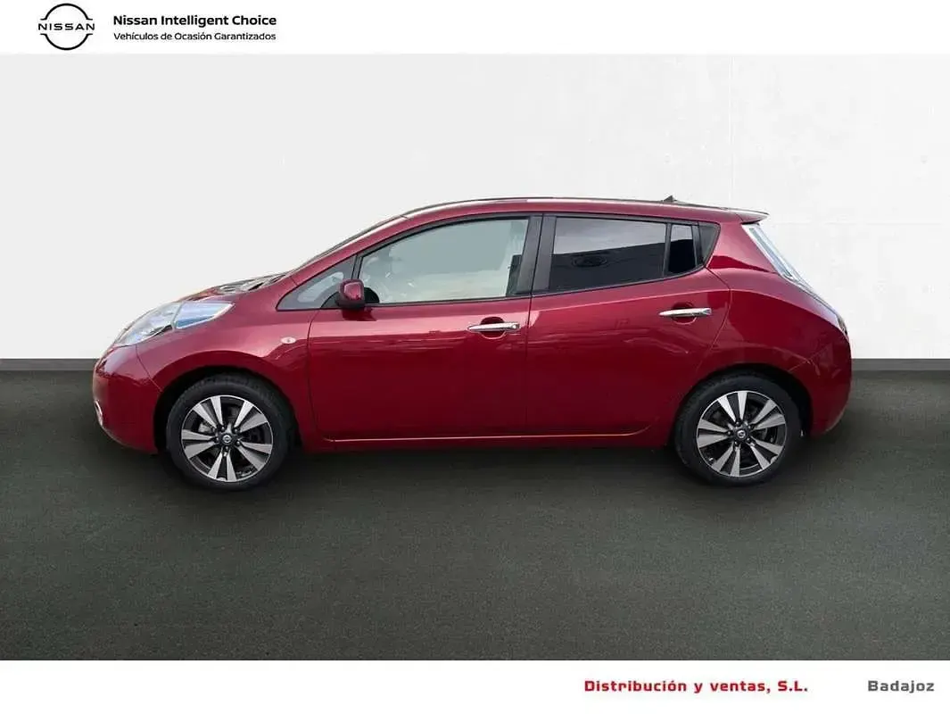 Usado Nissan Leaf Tekna 80 kW (109 CV) 2016 Rojo Utilitario