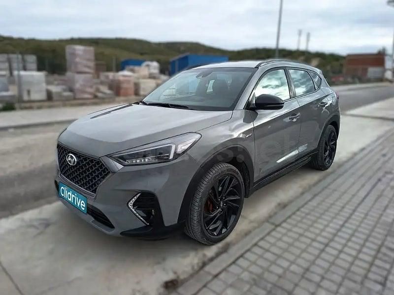 Usado Hyundai Tucson Style 136 CV (100 kW) 2020 Gris / plata SUV