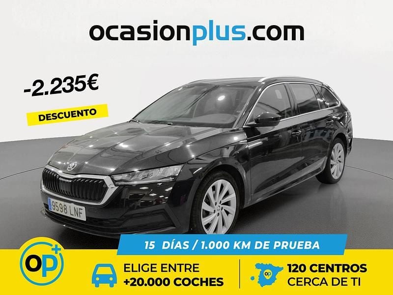 Usado Skoda Octavia Ambition 115 CV (84 kW) 2021 Negro Familiar