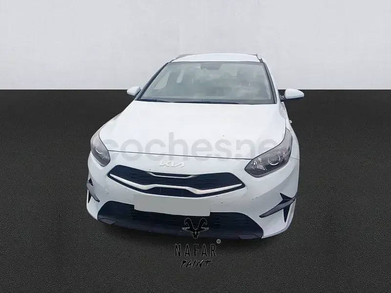 Usado Kia Ceed 136 CV (100 kW) 2022 Blanco Utilitario