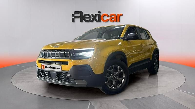 Begagnad Jeep Avenger Longitude 101 HK (74 kW) 2023 Gul SUV
