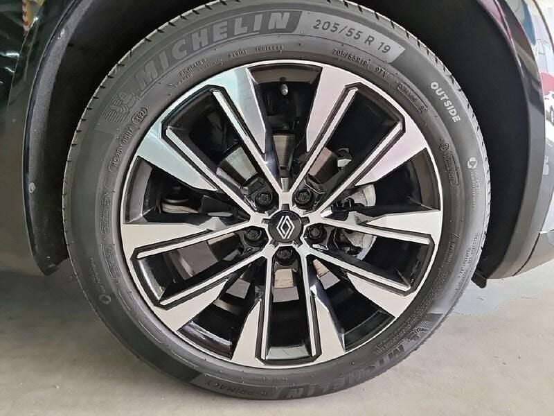 Usado Renault Austral Techno 140 CV (102 kW) 2023 Gris SUV