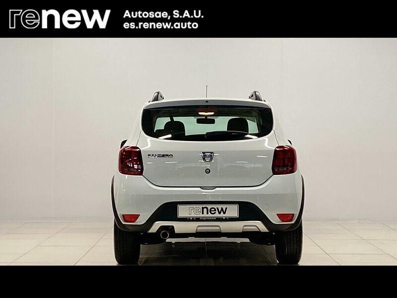 Usado Dacia Sandero Essentiel 101 CV (74 kW) 2020 Blanco Berlina