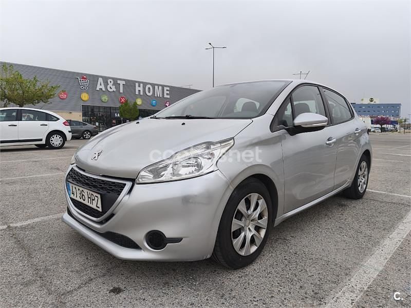 Usado Peugeot 208 Business-Line 68 CV (50 kW) 2013 Gris / plata Utilitario