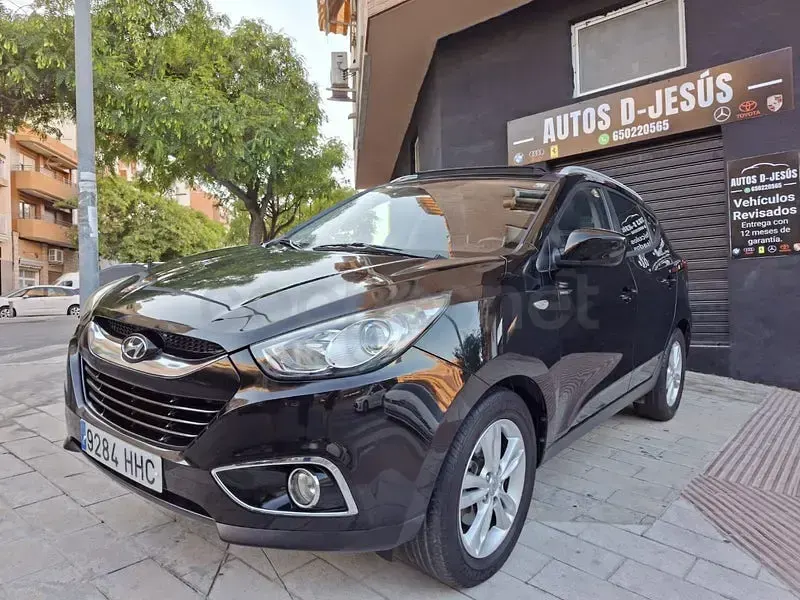 Usado Hyundai ix35 Comfort 116 CV (85 kW) 2012 Negro SUV