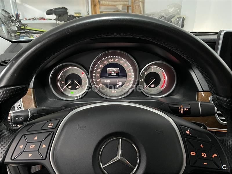 Usado Mercedes E220 Avantgarde 170 CV (125 kW) 2015 Gris / plata Berlina