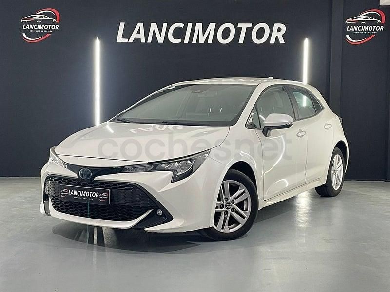 Usado Toyota Corolla Style 122 CV (89 kW) 2021 Blanco Berlina