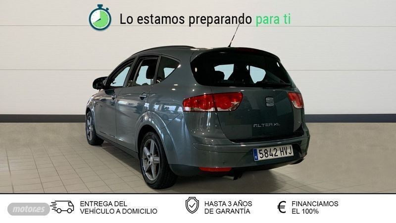 Usado Seat Altea XL I-Tech 125 CV (91 kW) 2014 Gris Monovolumen