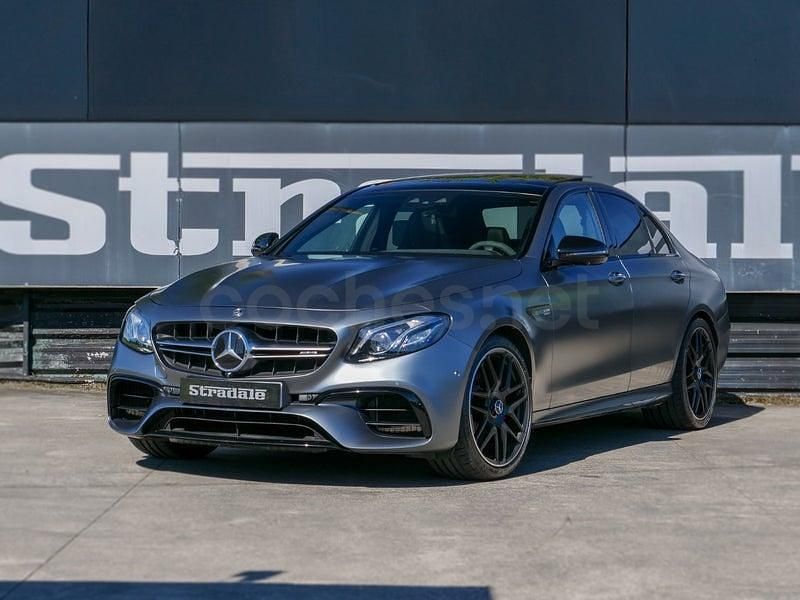Usado Mercedes E63S AMG 612 CV (450 kW) 2018 Gris / plata Berlina