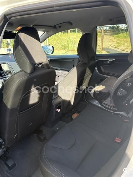 Usado Volvo XC60 Momentum 150 CV (110 kW) 2017 Blanco SUV