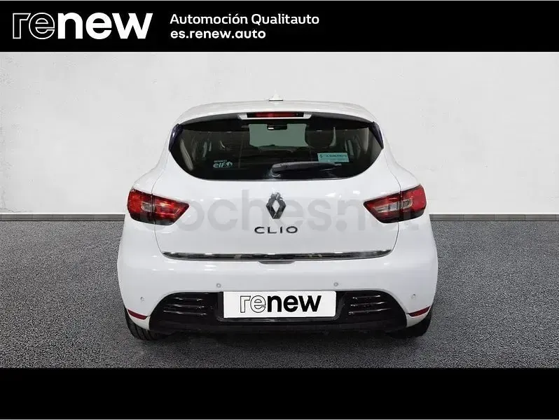 Usado Renault Clio IV LIMITED 90 CV (66 kW) 2018 Blanco Berlina