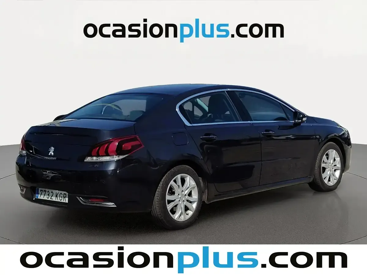 Usado Peugeot 508 Allure 150 CV (110 kW) 2018 Gris / plata Berlina