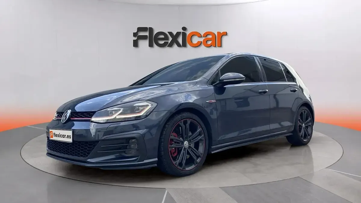 Usado VW Golf VII GTI 245 CV (180 kW) 2020 Gris Berlina