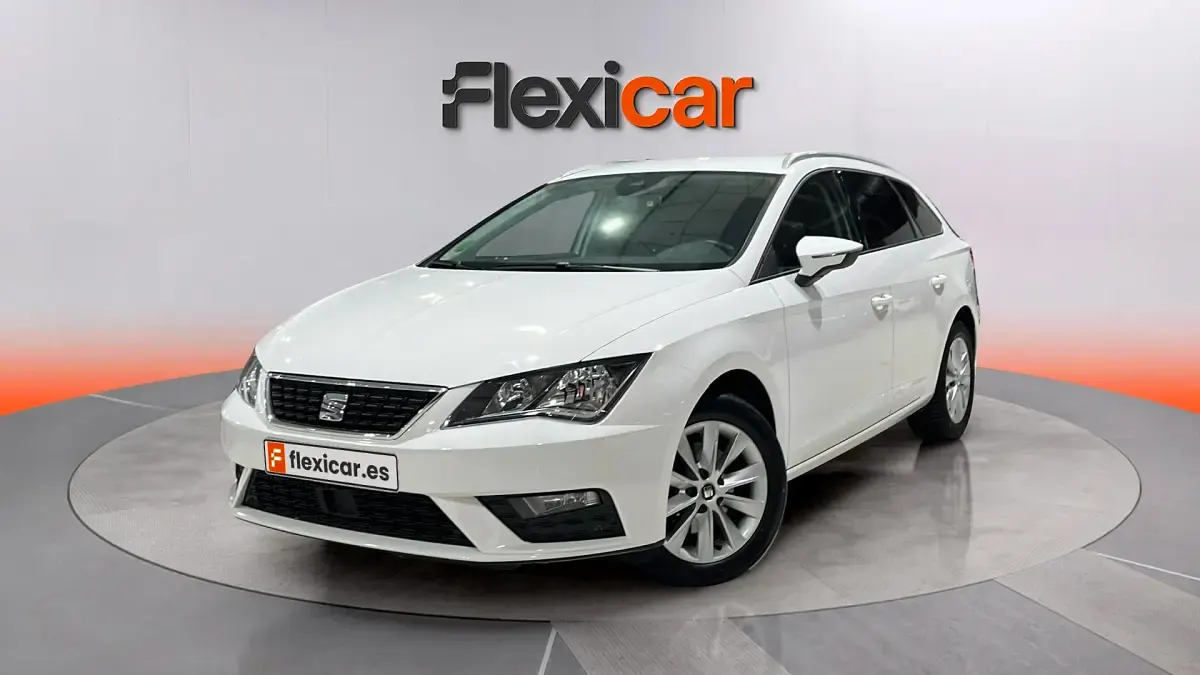Usado Seat Leon ST Reference 116 CV (85 kW) 2019 Blanco Familiar