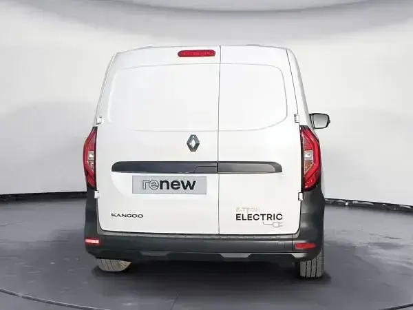 Usado Renault Kangoo 89 kW (122 CV) 2023 Blanco Monovolumen