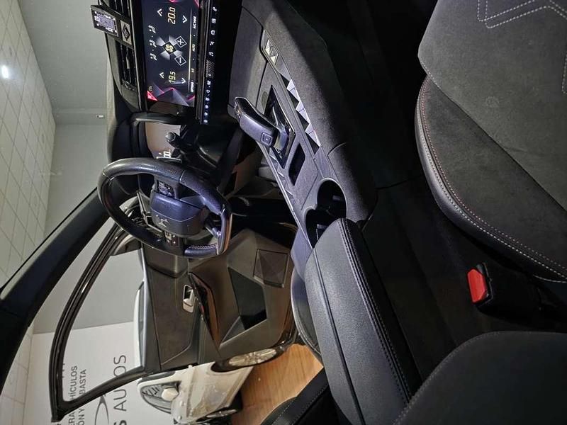 Usado DS Automobiles DS7 Crossback Performance Line Plus 130 CV (95 kW) 2022 Negro SUV