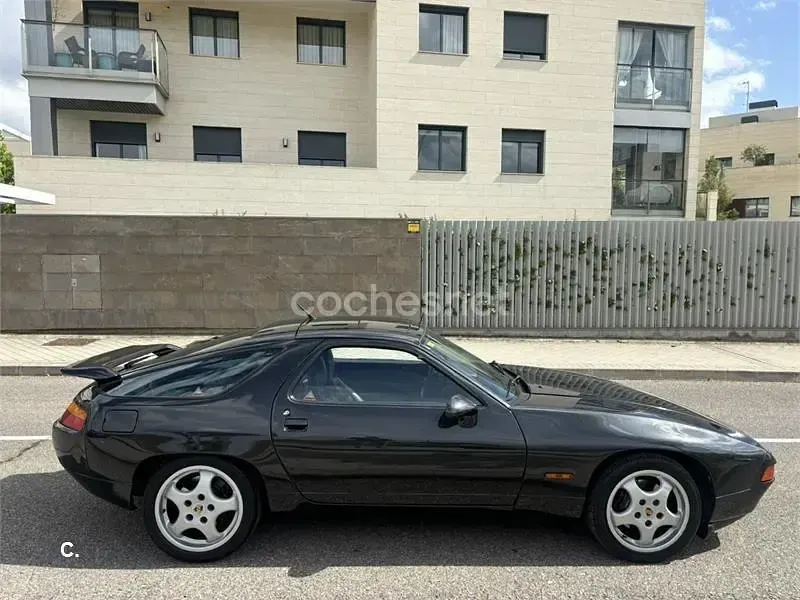 Usado Porsche 928 330 CV (242 kW) 1989 Negro Coupe