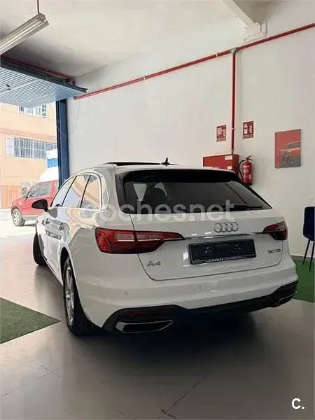 Usado Audi A4 Advanced Plus 136 CV (100 kW) 2021 Blanco Familiar
