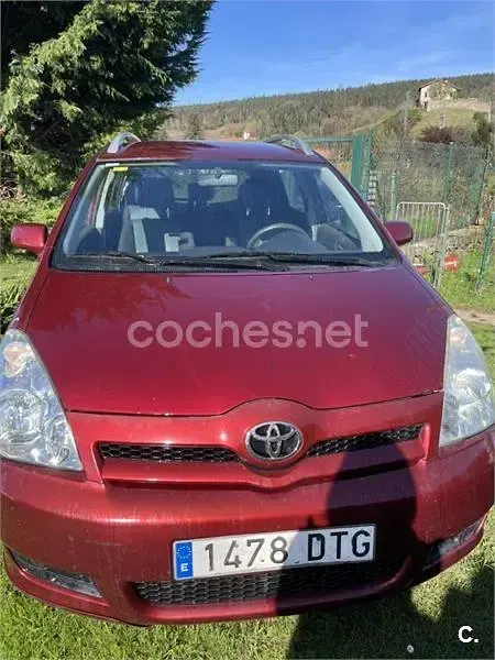 Usado Toyota Corolla Verso Luna 116 CV (85 kW) 2005 Granate Monovolumen