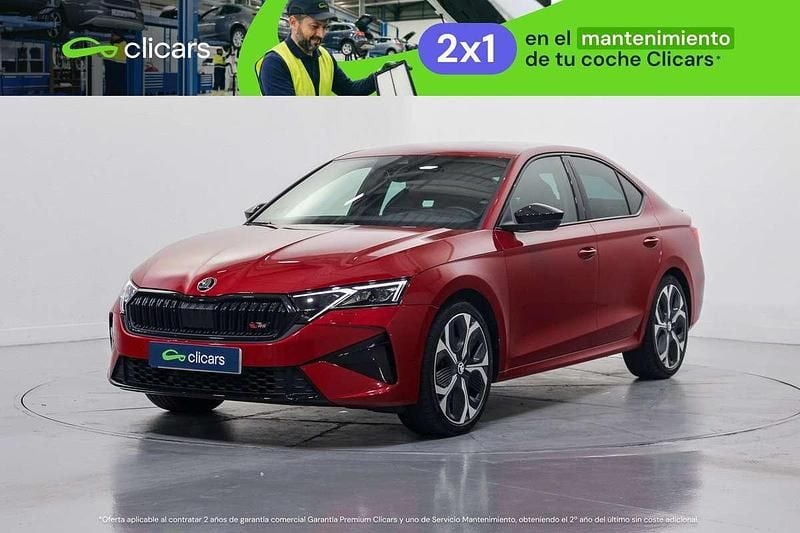 Usado Skoda Octavia RS 265 CV (194 kW) 2025 Rojo Utilitario