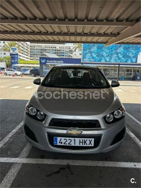 Gris / plata Usado 2012 Chevrolet Aveo LT Berlina | 5700 € (Buen precio) - Imagen 1/4