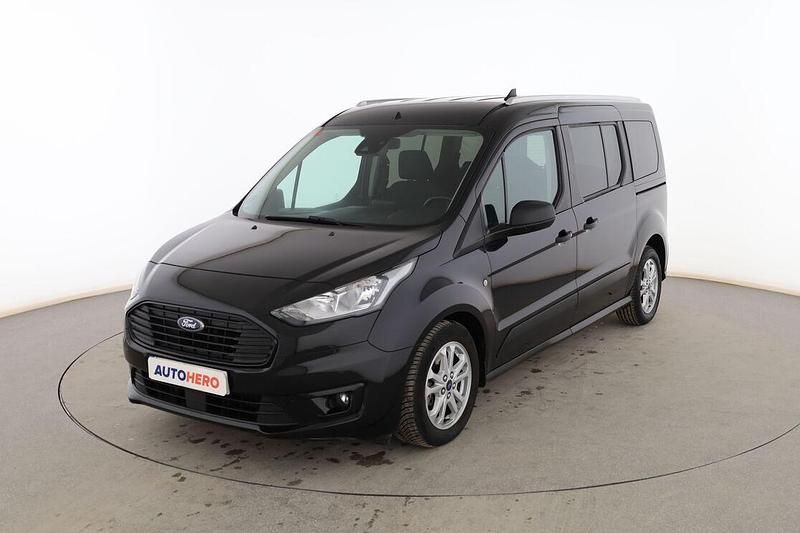 Usado Ford Tourneo Trend 120 CV (88 kW) 2021 Negro Monovolumen