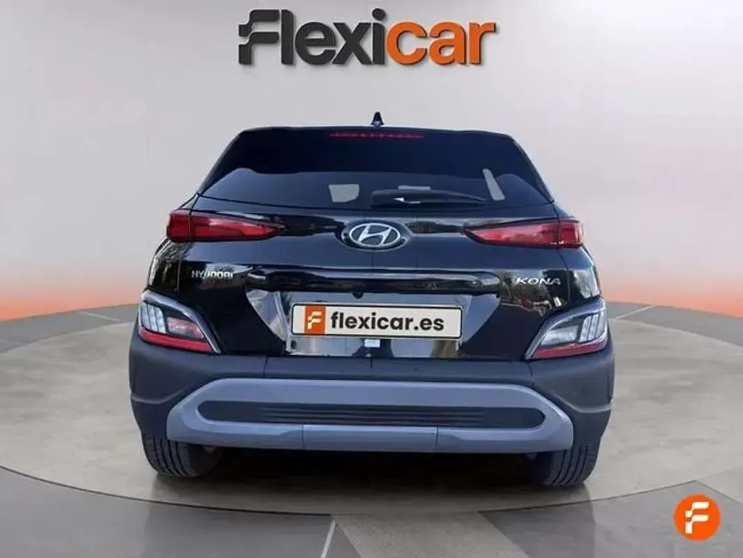 Usado Hyundai Kona N Line 120 CV (88 kW) 2022 Negro SUV