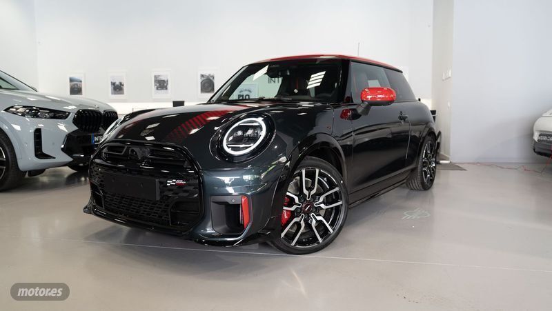 Gris Nuevo 2025 Mini John Cooper Works Coupé Coupe | 47.990 € - Imagen 1/4