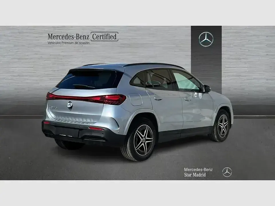 Usado Mercedes EQA250+ AMG 139 kW (190 CV) 2025 Gris SUV