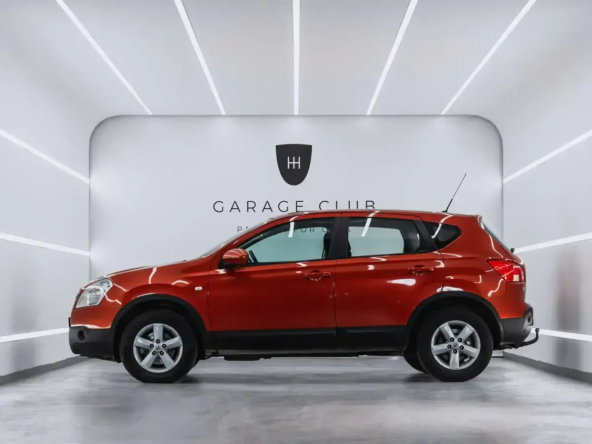Usado Nissan Qashqai Tekna 150 CV (110 kW) 2008 Rojo SUV