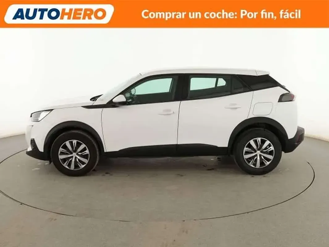 Usado Peugeot 2008 Active 110 CV (80 kW) 2021 Blanco SUV