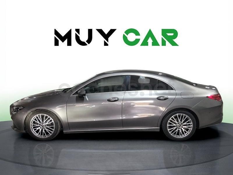Usado Mercedes CLA200 163 CV (119 kW) 2019 Gris / plata Berlina