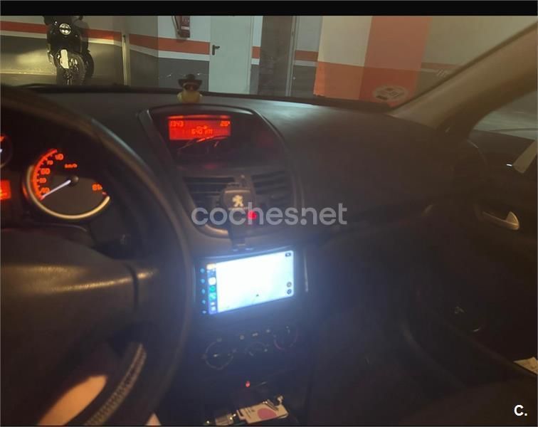 Blanco Usado 2007 Peugeot 207 Berlina | 3000 € (Buen precio) - Imagen 1/2