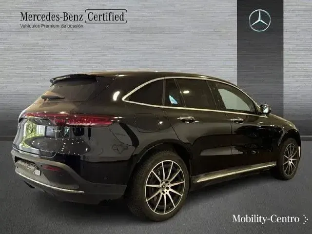 Usado Mercedes EQC400 300 kW (408 CV) 2021 Negro obsidiana SUV