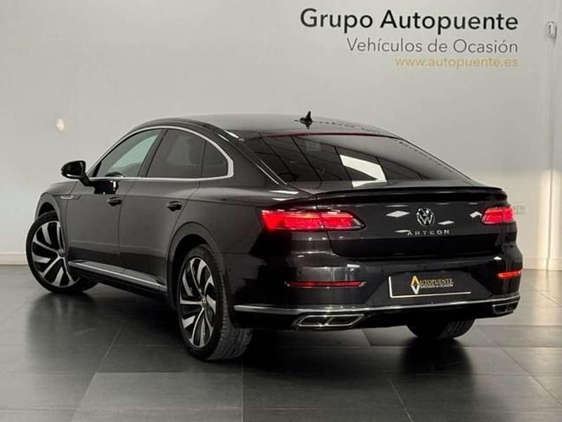 Usado VW Arteon R-line 150 CV (110 kW) 2022 Negro Berlina