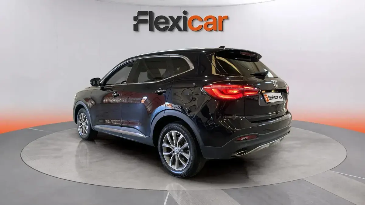 Usado MG HS Comfort 162 CV (119 kW) 2023 Negro SUV