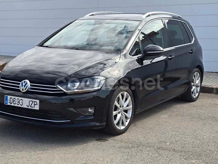 Negro Usado 2017 VW Golf Sportsvan Sportline Monovolumen | 13.990 € (Precio justo) - Imagen 1/4