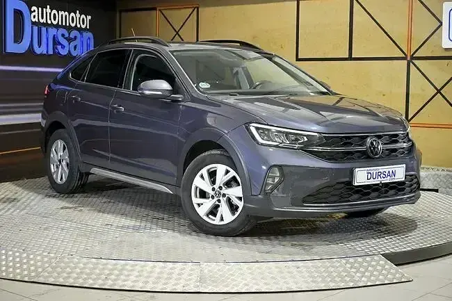 Usado VW Taigo Life 110 CV (80 kW) 2023 Gris SUV